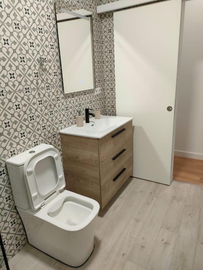 Acogedor Apartamento Madrid Centro Luaran gambar
